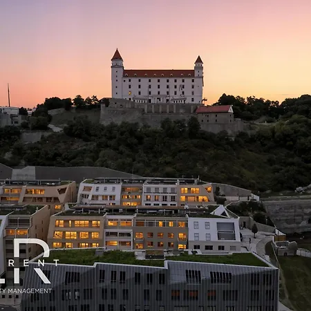 公寓 Danube&castle-side New Residence,old Town, Free Parking *