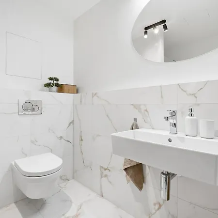 Danube&castle-side New Residence,old Town, Free Parking 公寓 布拉迪斯拉发