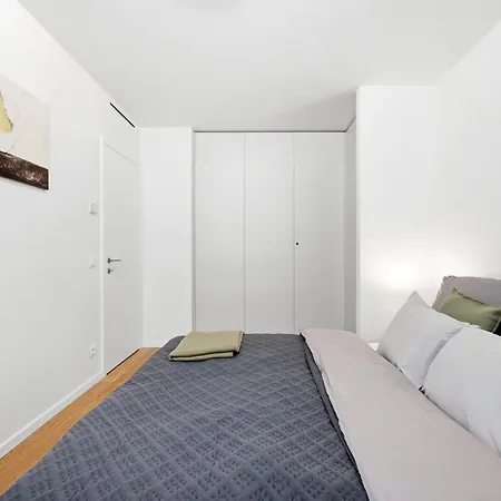 Danube&castle-side New Residence,old Town, Free Parking 公寓 *